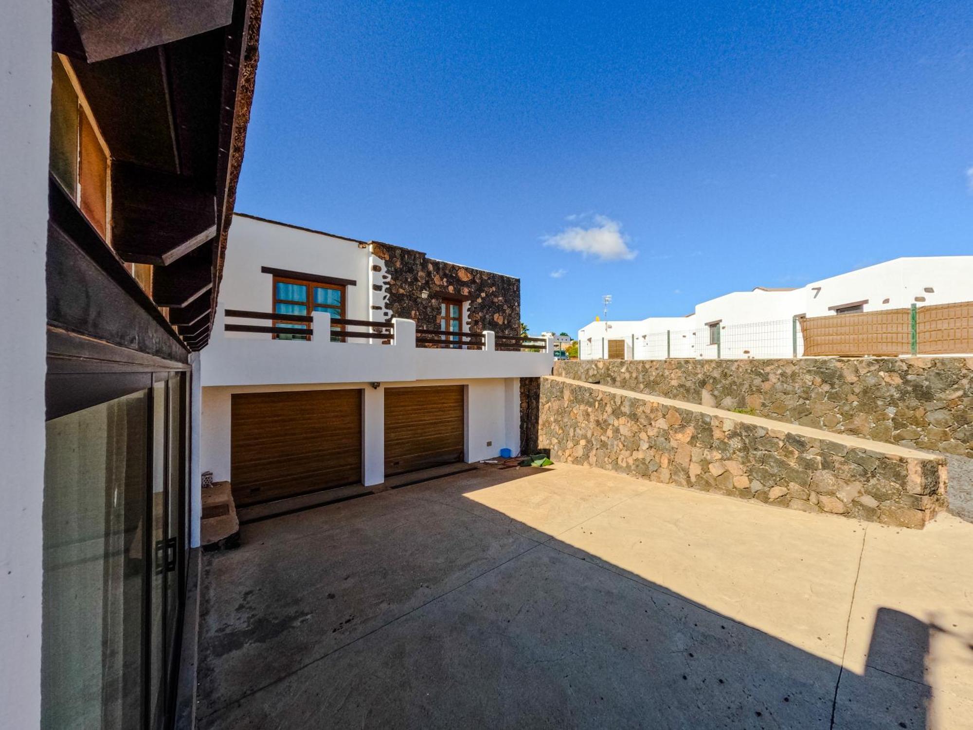 Villa Volcan2 Rural Private Pool La Oliva By Holidays Home Екстериор снимка